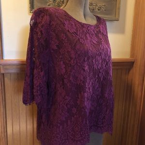 Eloise Lined Lace Blouse w/keyhole Button Closure